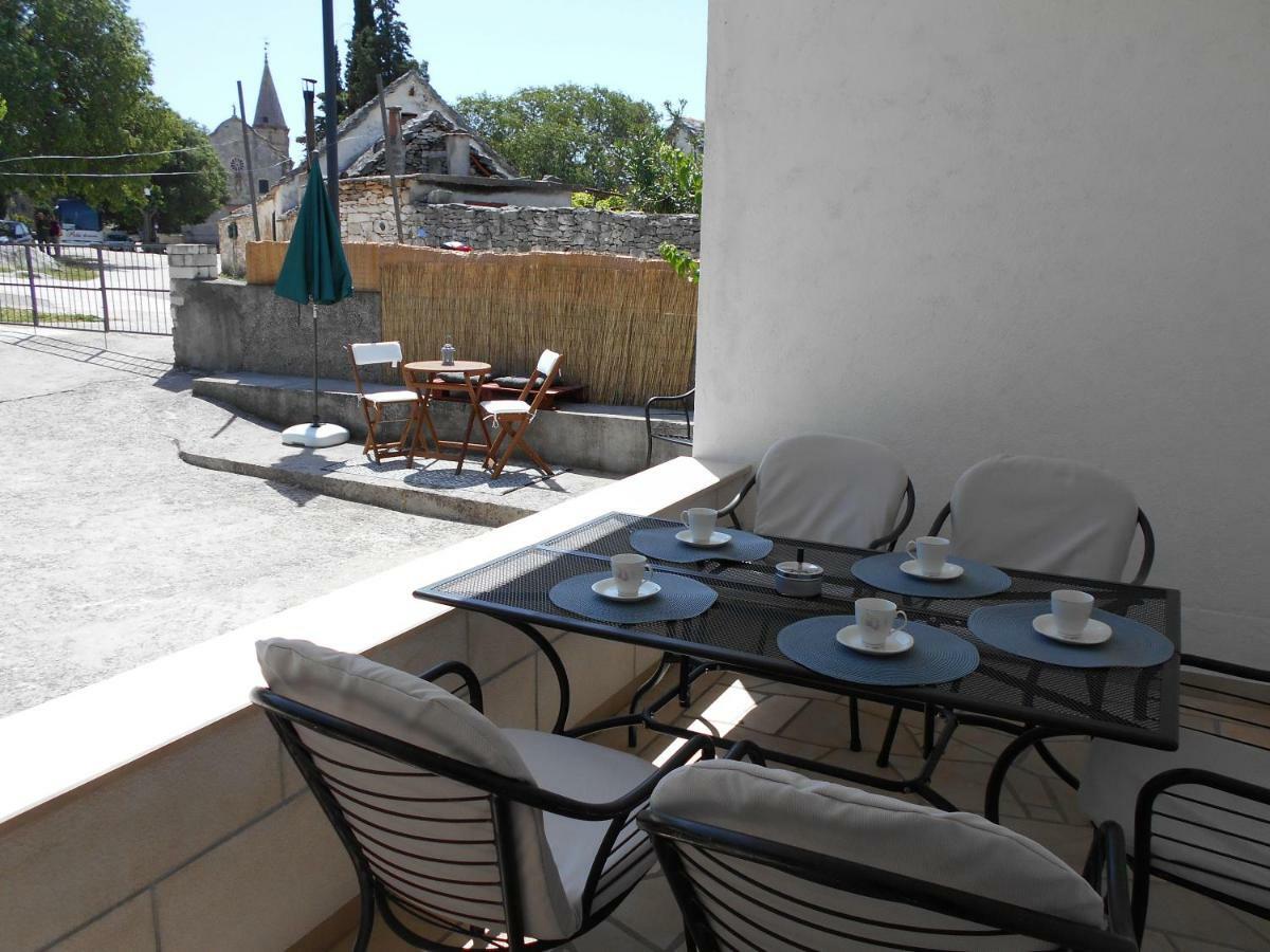 Apartmani Ino Skrip ภายนอก รูปภาพ